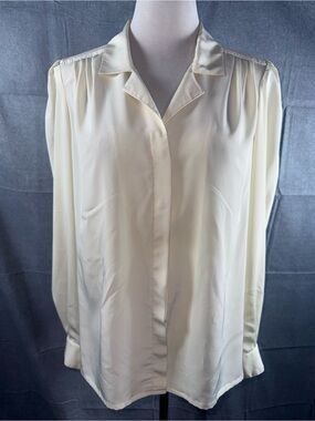 2538-Vintage Philippe Marques Elegant Cream Button-Front Women's Blouse